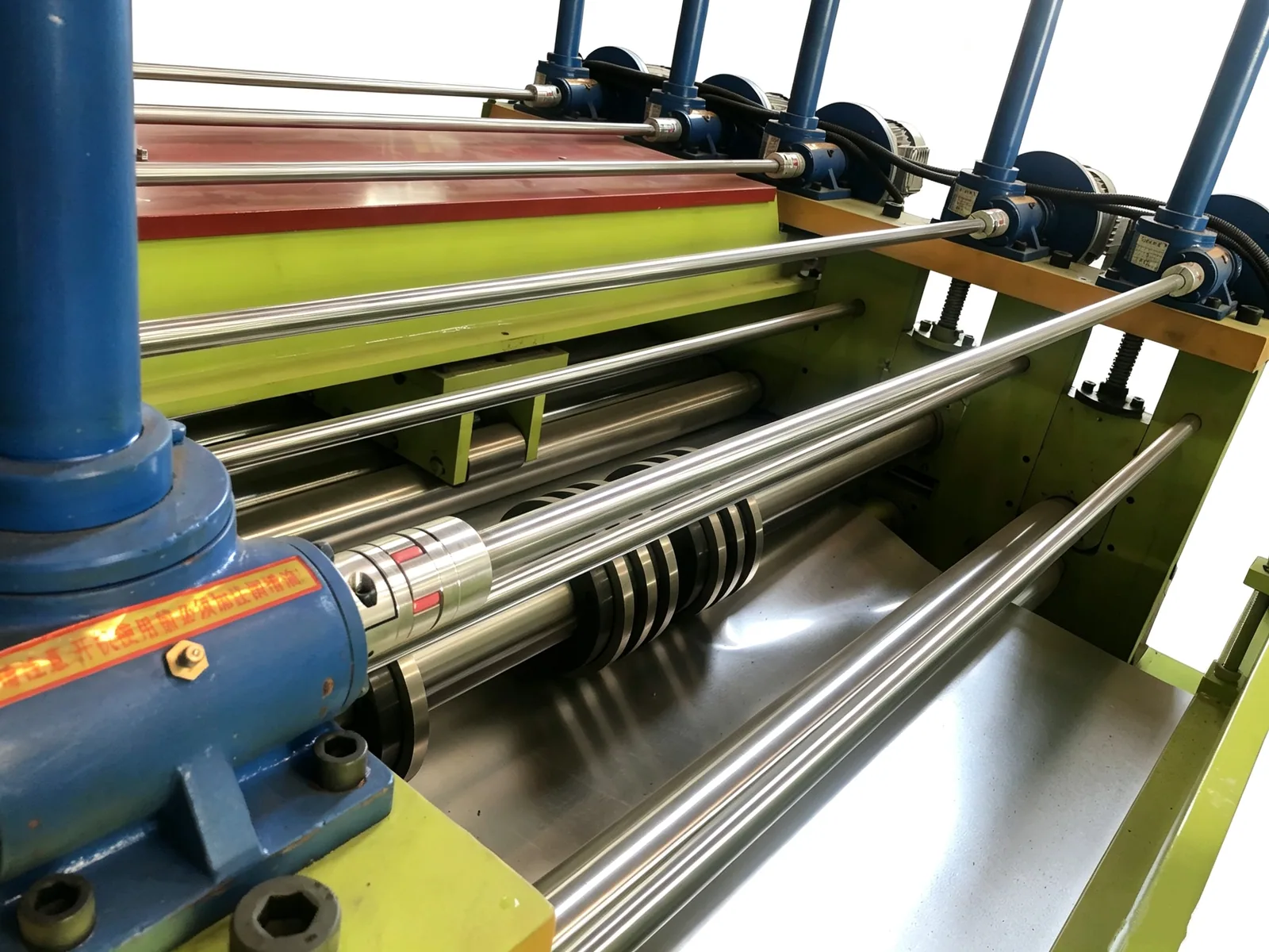 Decoiling & Leveling Machine — Forming rolls
